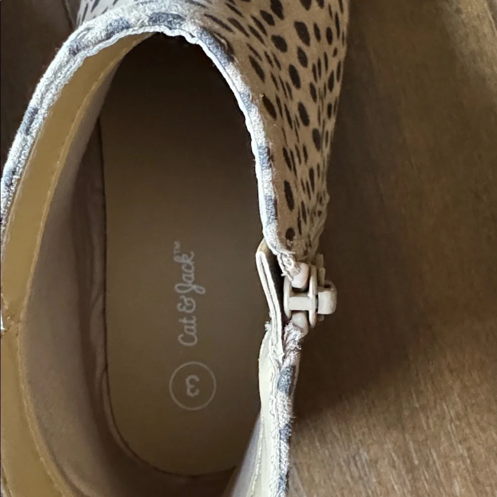 New Size 3 Cat & Jack spotted animal print cheetah jaguar safari boots
